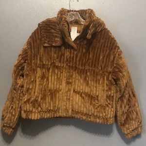 NEW American Eagle puffer coat Womens XS brown golden Velour ribbed NWT gorpcore